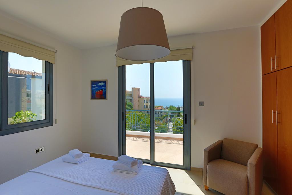 Villa Infinite Blu