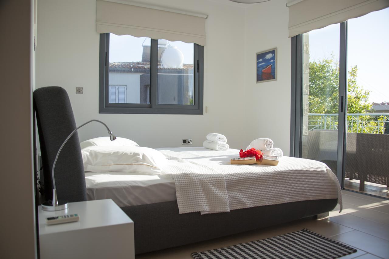 Infinite Blu Villa *