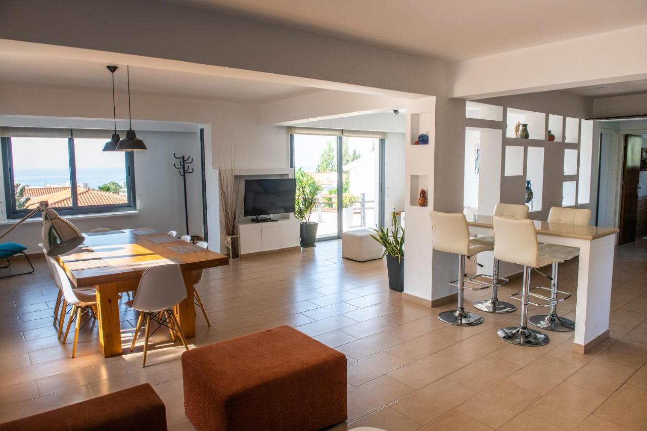 Infinite Blu Villa *